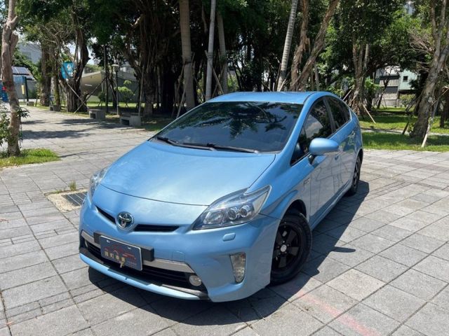 Toyota  Prius  第2張相片