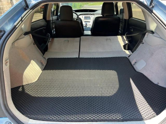 Toyota  Prius  第11張相片