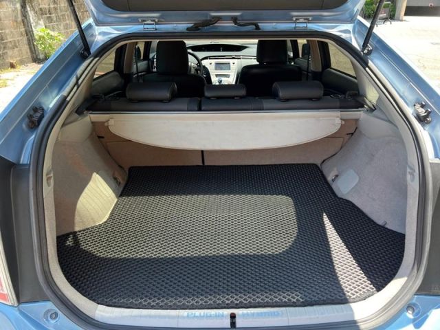 Toyota  Prius  第12張相片