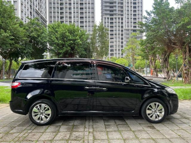 Luxgen  7 MPV  第3張相片