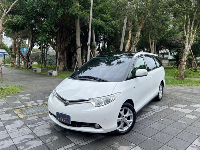 Toyota  Previa  第2張相片