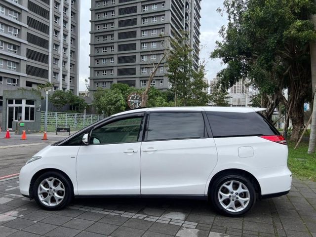 Toyota  Previa  第6張相片