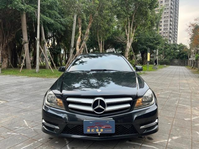 Mercedes-Benz/賓士   C-CLASS  C180  第2張相片