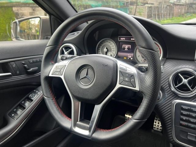 Mercedes-Benz/賓士   A-CLASS  A180  第11張相片