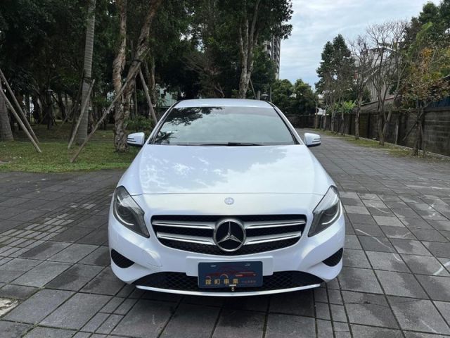 Mercedes-Benz/賓士   A-CLASS  A180  第2張相片