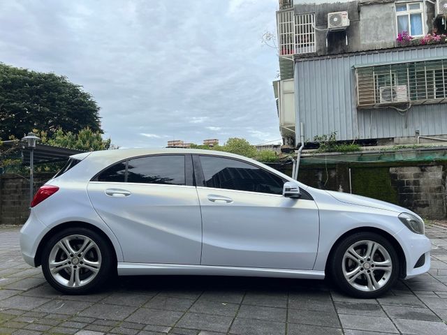 Mercedes-Benz/賓士   A-CLASS  A180  第8張相片