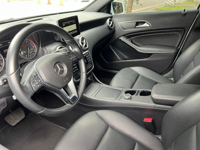 Mercedes-Benz/賓士   A-CLASS  A180  第12張相片