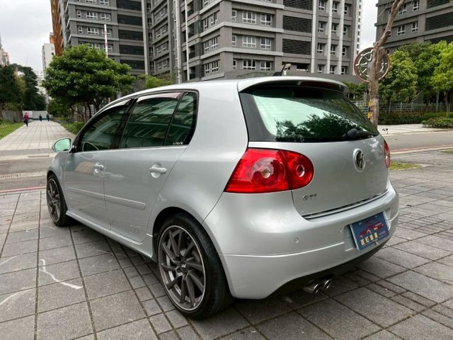 Volkswagen 福斯  Golf  第4張相片