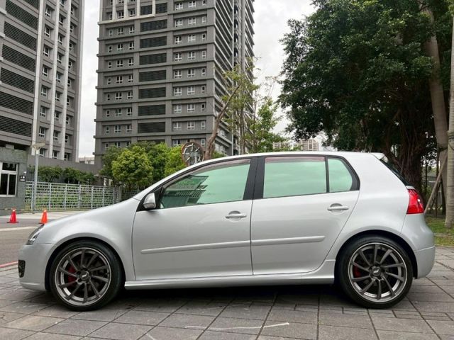 Volkswagen 福斯  Golf  第5張相片