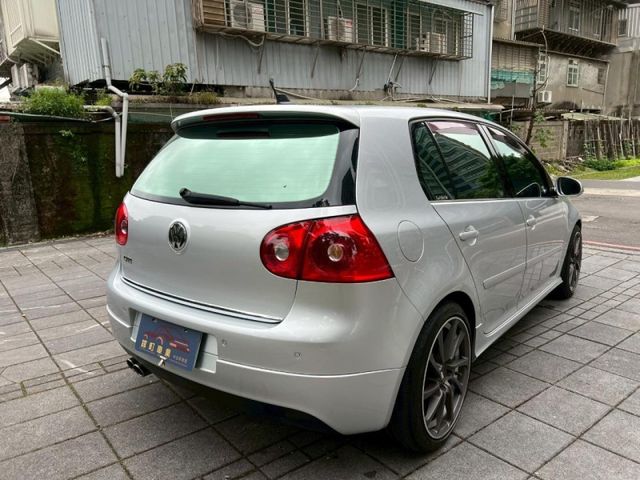 Volkswagen 福斯  Golf  第6張相片