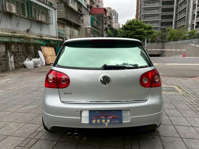 Volkswagen 福斯  Golf  第7張相片