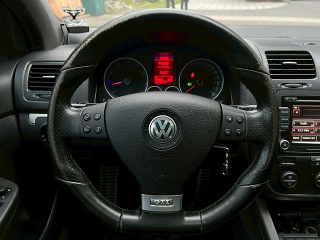 Volkswagen 福斯  Golf  第10張相片