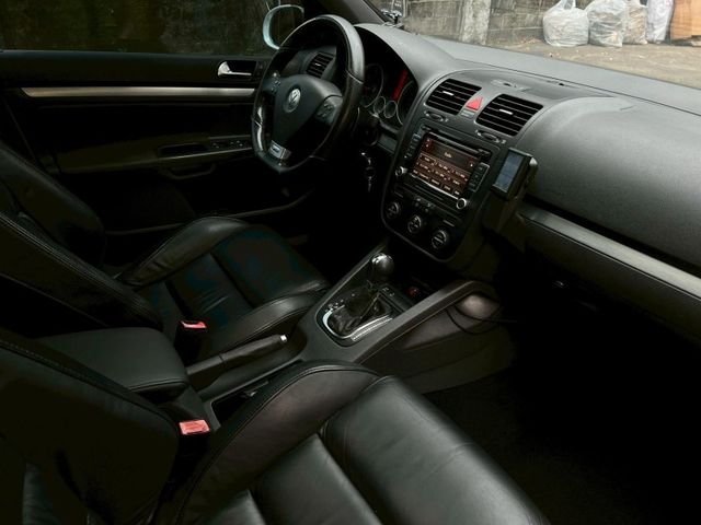 Volkswagen 福斯  Golf  第13張相片