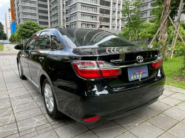 Toyota  Camry  第4張相片