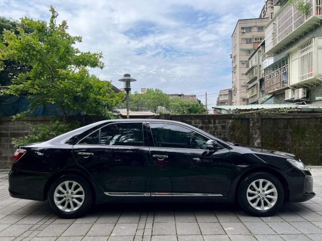 Toyota  Camry  第8張相片