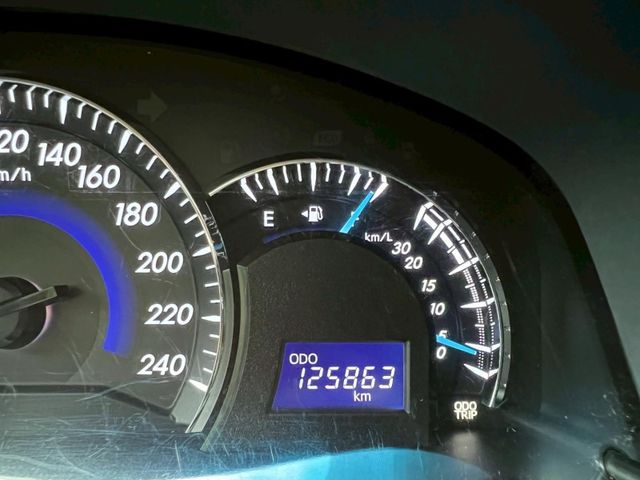 Toyota  Camry  第12張相片