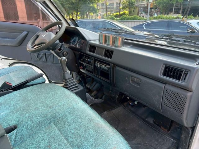 Mitsubishi  Delica  第9張相片
