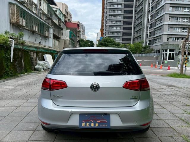 Volkswagen 福斯  Golf 鎵町車業  第5張相片