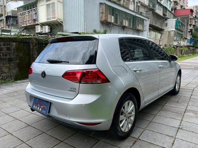 Volkswagen 福斯  Golf 鎵町車業  第6張相片