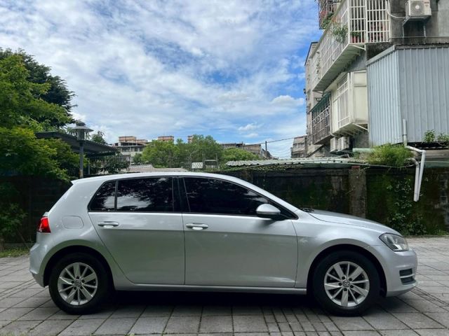 Volkswagen 福斯  Golf 鎵町車業  第7張相片