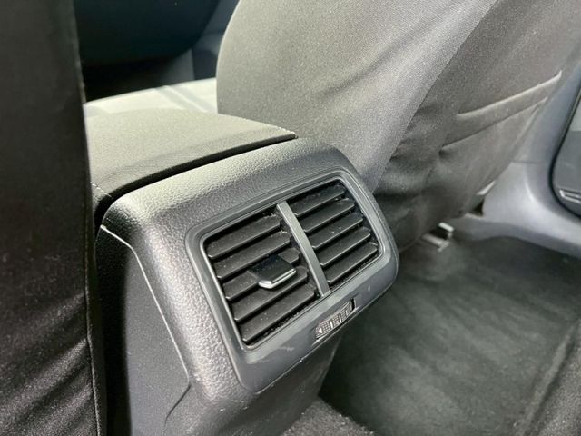 Volkswagen 福斯  Golf 鎵町車業  第15張相片