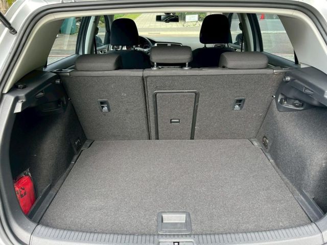 Volkswagen 福斯  Golf 鎵町車業  第16張相片