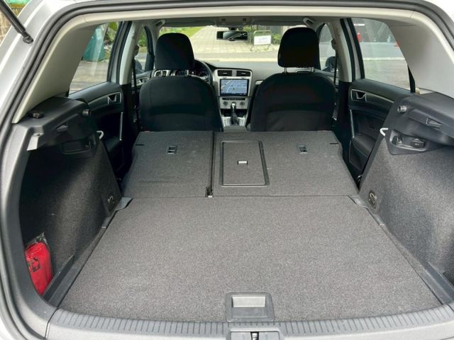 Volkswagen 福斯  Golf 鎵町車業  第17張相片