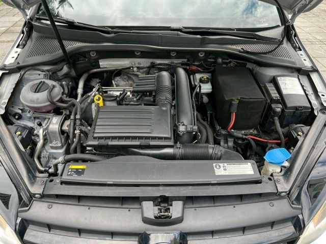 Volkswagen 福斯  Golf 鎵町車業  第18張相片