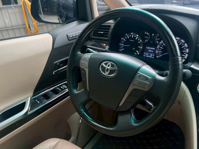 Toyota  ALPHARD 鎵町車業  第16張相片