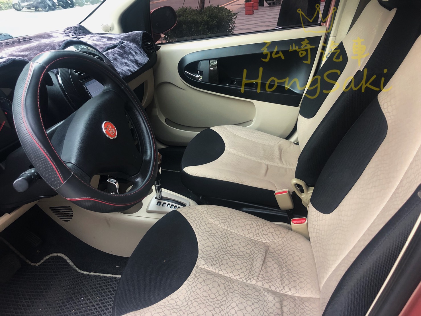 2010 tobe 可愛熊貓車 漂亮一手車  第5張相片