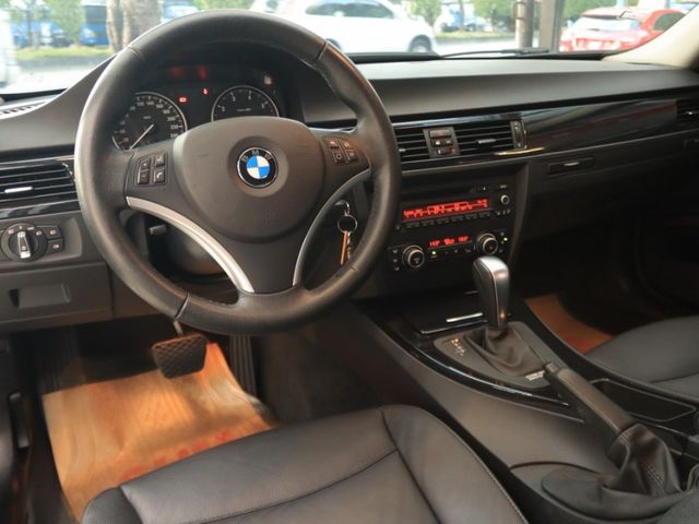 BMW/ 寶馬  3 SERIES  320i  第3張相片