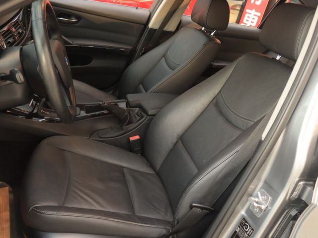 BMW/ 寶馬  3 SERIES  320i  第4張相片