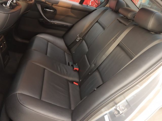 BMW/ 寶馬  3 SERIES  320i  第5張相片