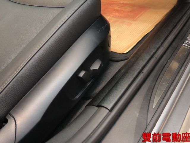 BMW/ 寶馬  3 SERIES  320i  第11張相片