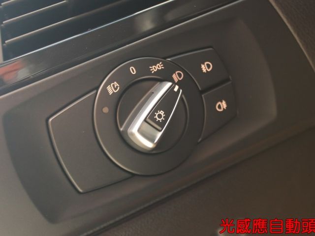 BMW/ 寶馬  3 SERIES  320i  第12張相片