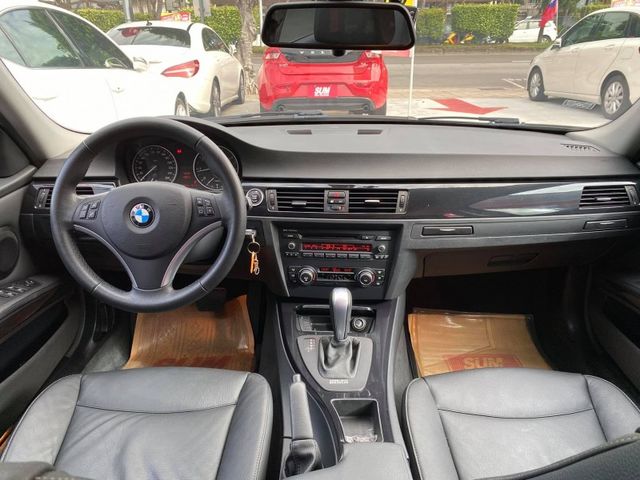 BMW/ 寶馬  3 SERIES  320i  第3張相片