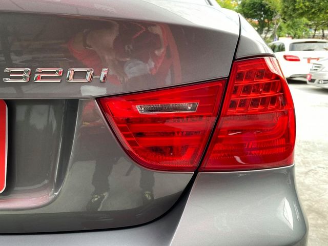 BMW/ 寶馬  3 SERIES  320i  第18張相片