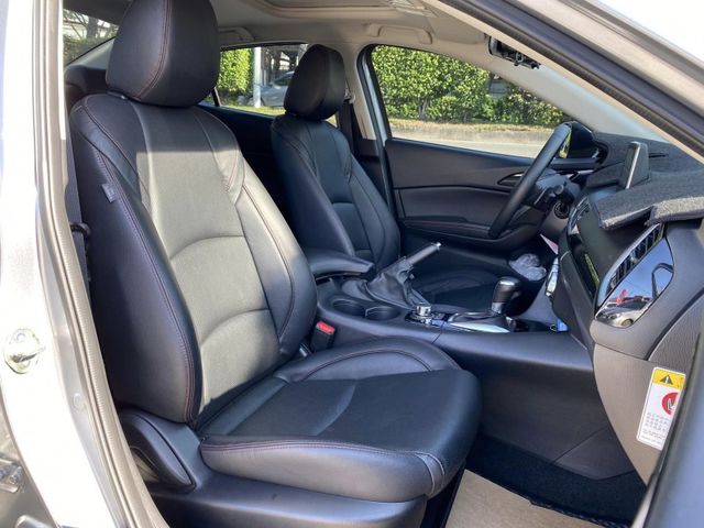 Mazda  Mazda3  第5張相片