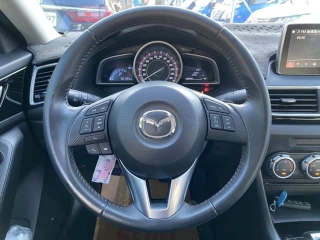 Mazda  Mazda3  第9張相片