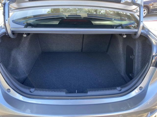 Mazda  Mazda3  第17張相片