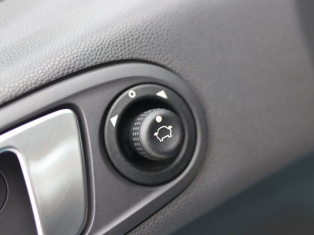 Ford/福特  Fiesta  第6張相片