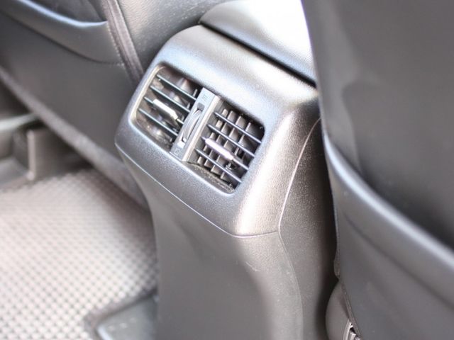Honda  CR-V  第11張相片
