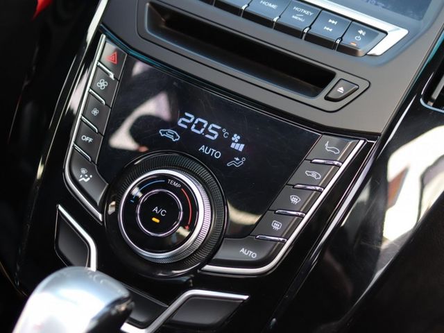Luxgen  U6 Turbo ECO Hyper  第5張相片