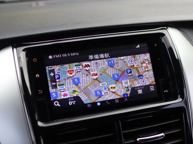 Toyota  Yaris  第7張相片