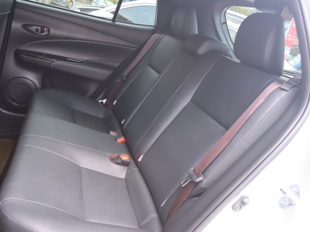 Toyota  Yaris  第10張相片