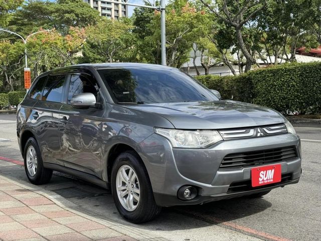 Mitsubishi  Outlander  第1張相片