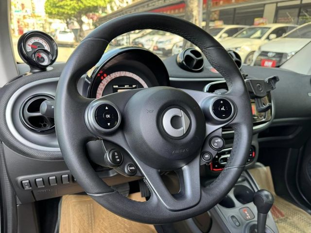 Smart  SMART FORTWO  第7張相片