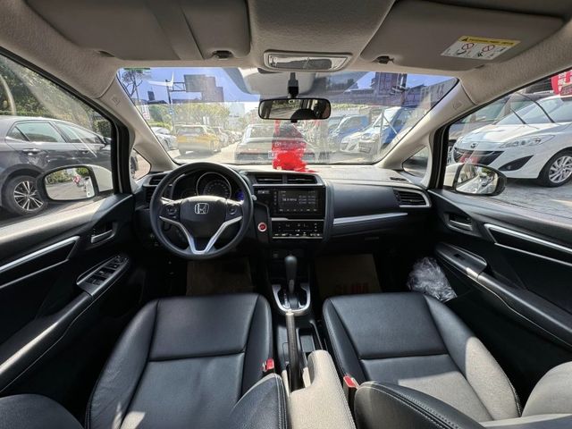 Honda  FIT  第4張相片