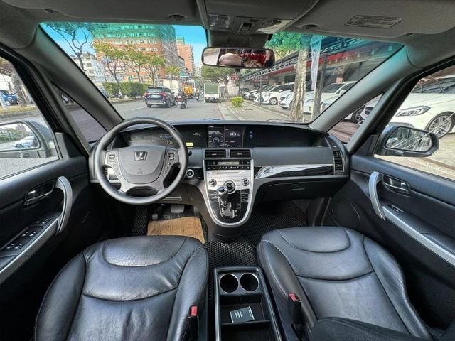 Luxgen  7 MPV  第3張相片