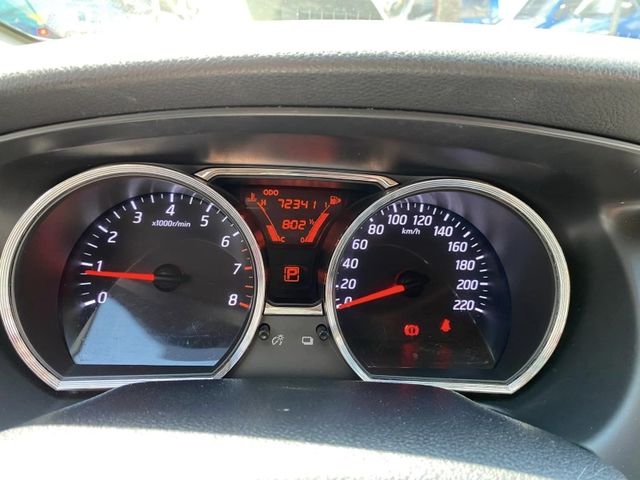 Nissan  Livina  第10張相片